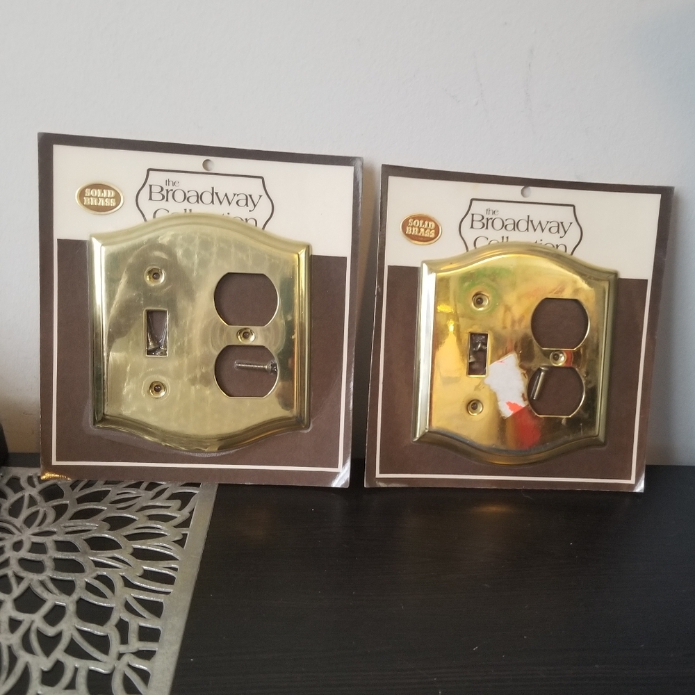The Broadway Collection  1 Duplex 1 Switch Solid Brass 2 Pc.